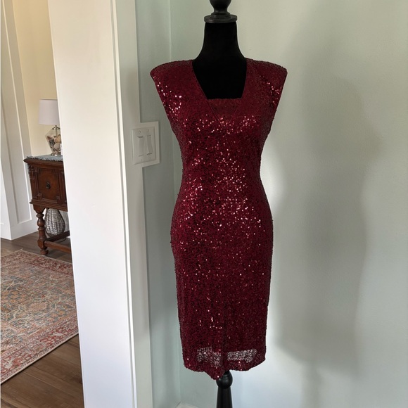 Eliza J garnet maroon red sequin sleeveless midi dress size 6 - Picture 1 of 8